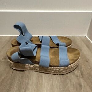 Steve Madden Blue Strappy Platform Sandals